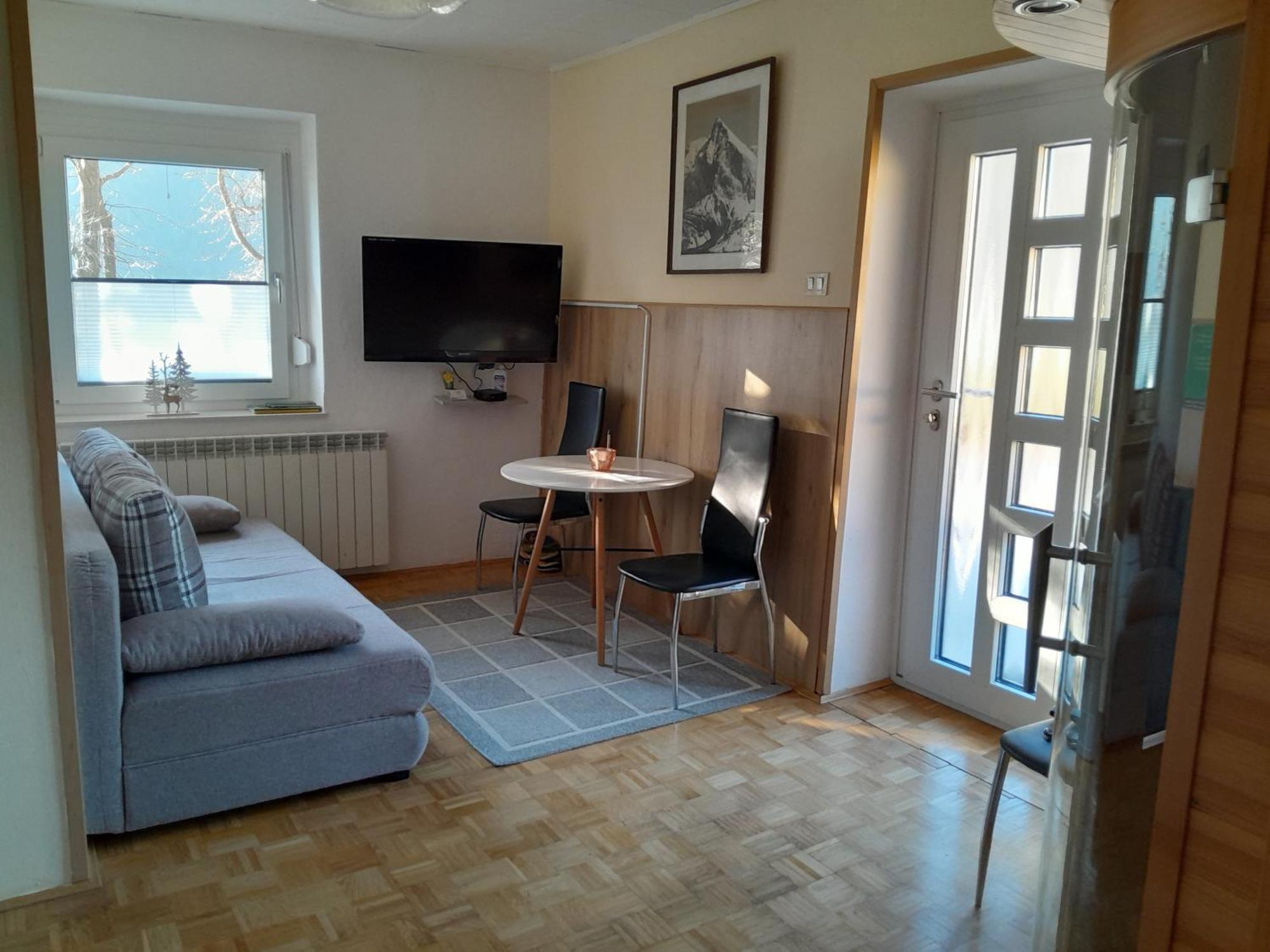 Chalet And Apartment Zonir With Sauna كوباريد المظهر الخارجي الصورة